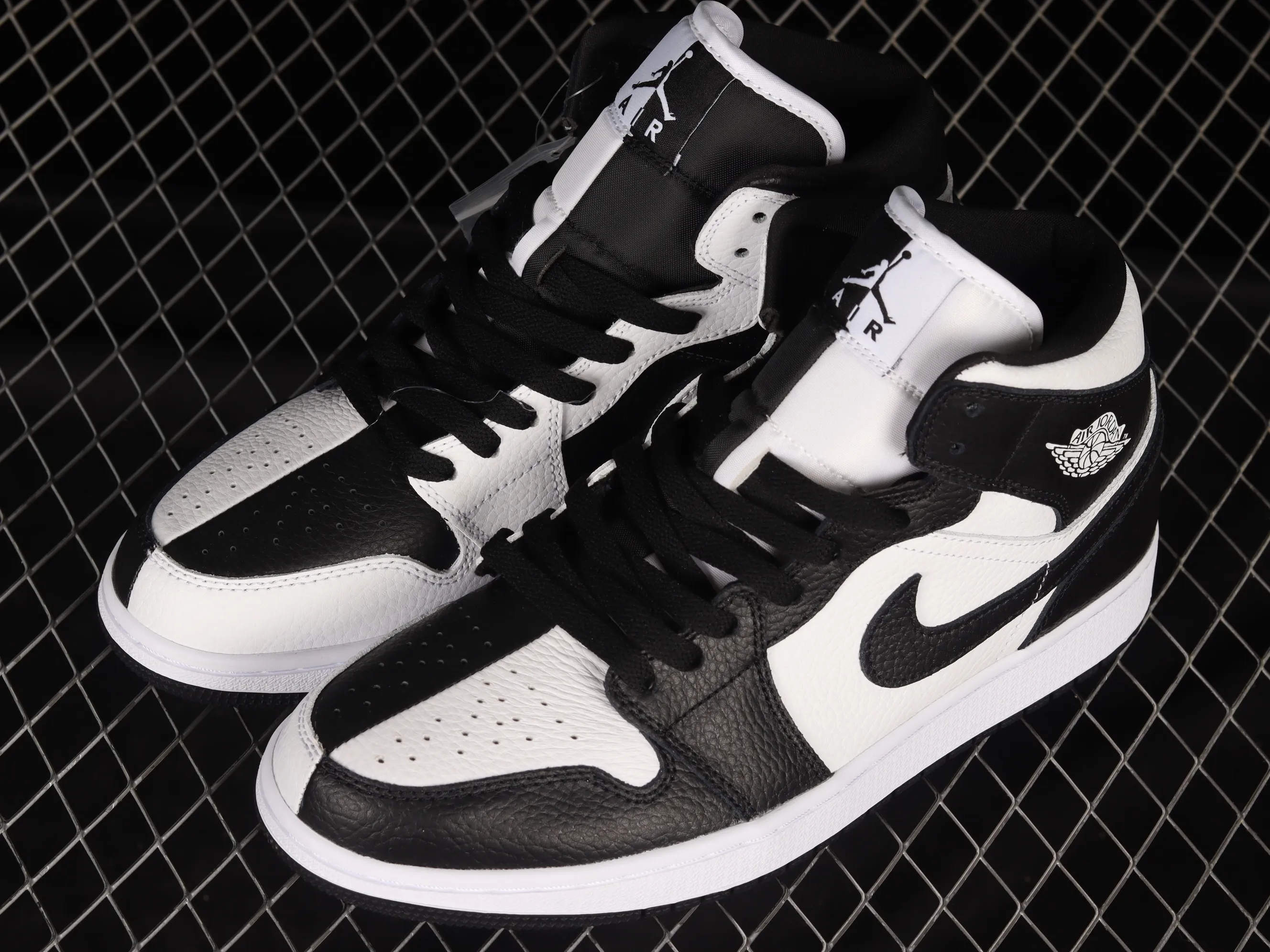 All categories Air Jordan Jordan series basketball shoes Air Jordan 1 Mid Air Jordan 1 Mid "Homage" AJ1 Joe 1 Black and White Panda DR0502-101